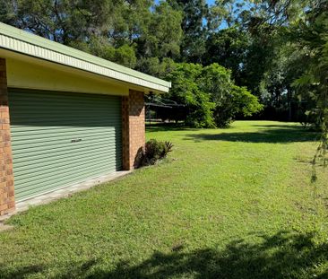 Tidy Four Bedroom Brick Home - Photo 1