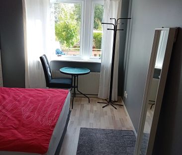 Rappedalsvägen, Angered - Photo 3