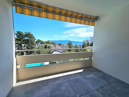 Spacieux studio avec balcon à louer - Photo 2