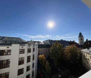 ERSTBEZUG nach Sanierung! Modernes Innenstadtappartement mit Freifl... - Photo 4