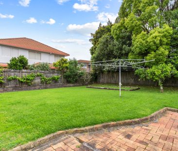 Spacious DGZ Character Home with Pool & Huge Grounds - Photo 2