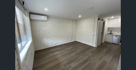 BEST UNIT IN THE COMPLEX! - Photo 3