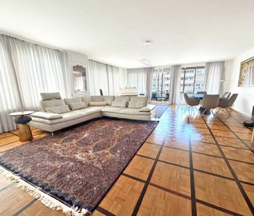 Bel appartement spacieux avec deux balcons - Photo 2