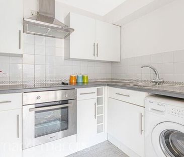 Gainsborough Road, London - Photo 1