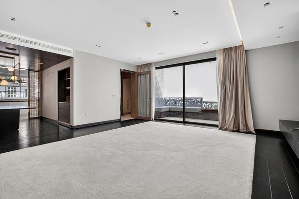 4 bedroom terraced house to rent - Photo 1