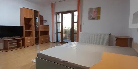 Camera, la vila, zona Centrala - Fotografie 3