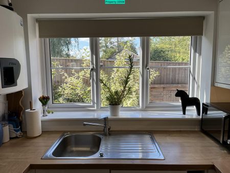2 bedroom semi-detached house to rent - Photo 2