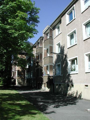 *** Altbauliebhaber aufgepasst! 2 Zimmer + Wohnküche + Mansarde! *** - Photo 4