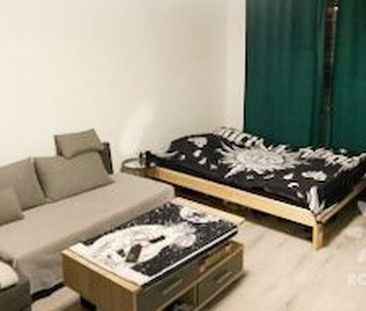 Ponúkame na prenájom 1 izbový byt na Sládkovičovej ul. - Fotografia 3