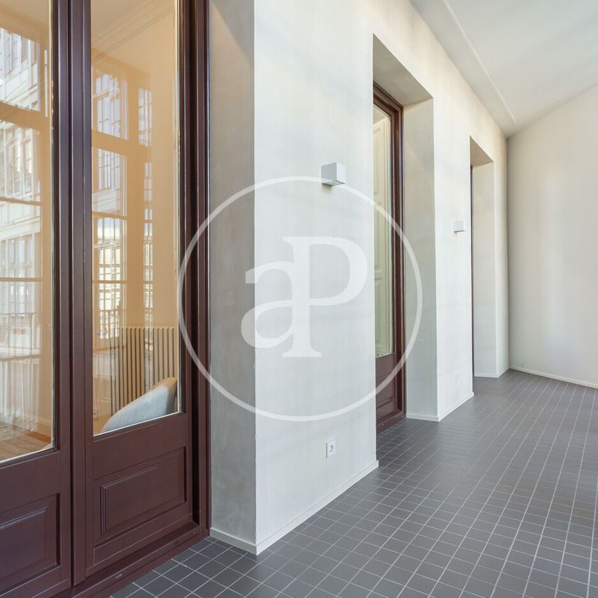 Luxury apartment for rent on Girona Street. - Photo 1