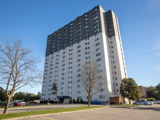 St. Laurent Boulevard - Photo 1