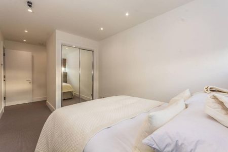 2 bedroom maisonette to rent - Photo 5