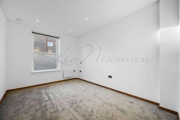 Ac Court, Thames Ditton, KT7 - Photo 1