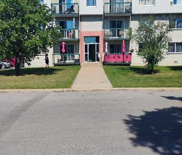 4 1/2 à Mascouche - Photo 2