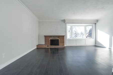 For Lease - 167 Treverton Drive Unit# Main, Toronto, Ontario - Photo 2