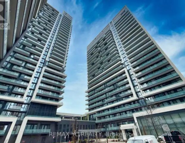 305 - 95 ONEIDA CRESCENT | 305 - 95 ONEIDA CRESCENT, Richmond Hill - Photo 1