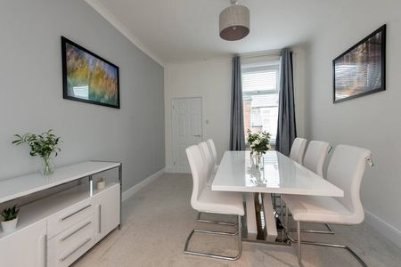 Imeary Street - Photo 2