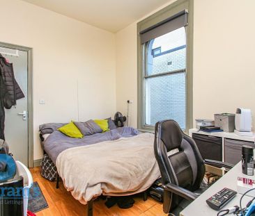 1 bedroom in a house share to rent - Photo 6