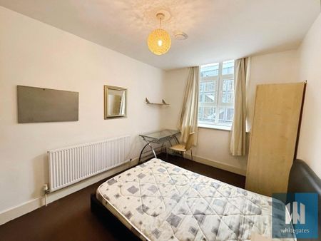 1 bedroom in a house share to rent - Photo 2