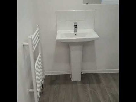 Room in a Shared House, Armley Road, L4 - Photo 4