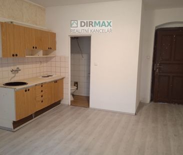 Pronájem bytu 1+kk a garsoniéry 26 m², Hřímalého 950, Plzeň - Fotografie 2