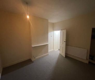 2 Bed Terraced House, Humber Avenue, CV3 - Photo 6