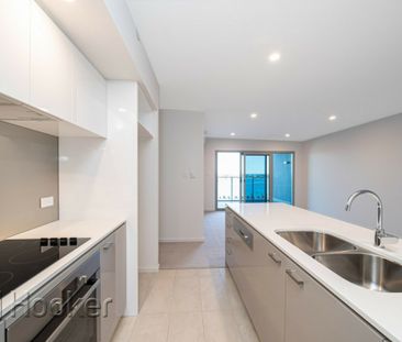 Waterfront with an amazing VUE... - Photo 4