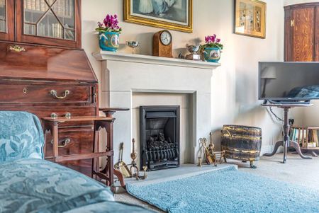 4 bedroom detached house to rent - Photo 4