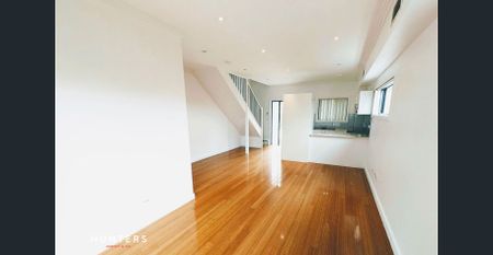 Immaculate Quiet Rear Duplex with Ducted Air Conditioning - Photo 5