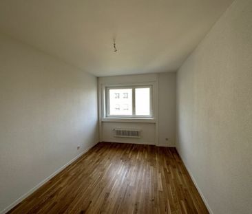 Beautiful 4.5-room apartment completely renovated in 2023 with balc... - Photo 4