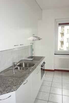 Befristete (03.2027) Wohnung unmittelbar beim Bahnhof Zürich-Oerlikon - Foto 1