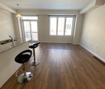 For Lease - 110 Molozzi Street, Erin, Ontario - Photo 2