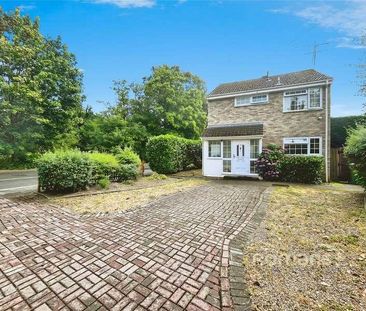 Woburn Avenue, Farnborough, GU14 - Photo 4