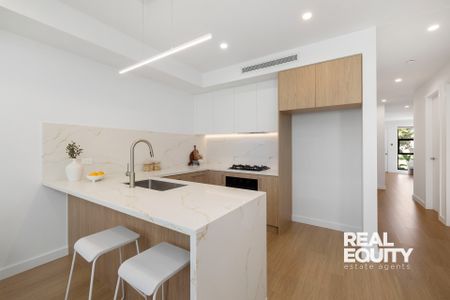 2/25 Magree Crescent, Chipping Norton NSW 2170 - House For Rent | Domain - Photo 4