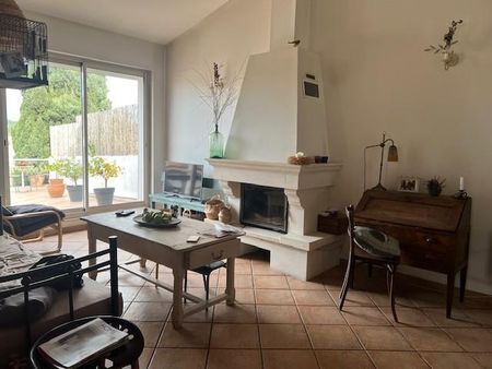 Location Appartement 3 pièces 76m² BRIGNOLES 83170 - Photo 3