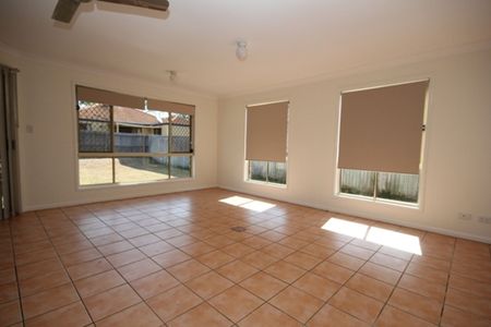 13 Merganser Place, 4078, Forest Lake Qld - Photo 3