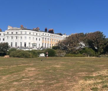 1 Bed Flat, Sussex Square, BN2 - Photo 3