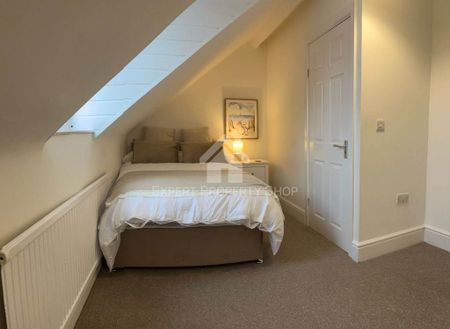 1 bedroom in a house share to rent - Photo 3