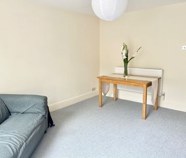 2 Bed Flat, Muller Road, BS7 - Photo 3