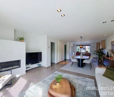 Appartement te huur in Assebroek - Photo 1