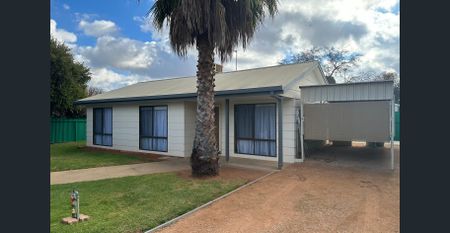 Home near the murray river. - Photo 2