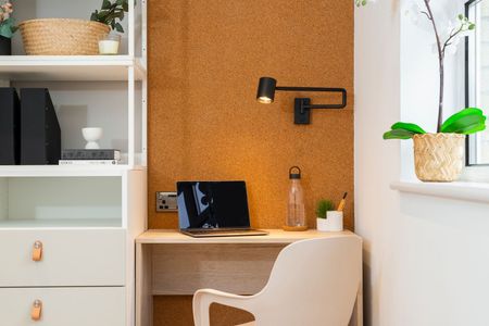 42 Peveril Street, NG7 4AH, NOTTINGHAM - Photo 3