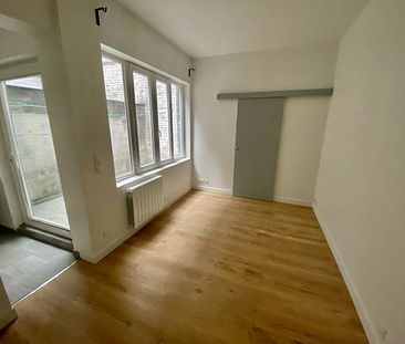 Appartement T1 Bis avec cour 30m² - Photo 1