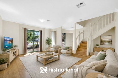 IMMACULATE TOWNHOUSE! - Photo 3