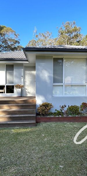 Renovated Three Bedroom Home Electricity & Water Usage Included - Photo 1