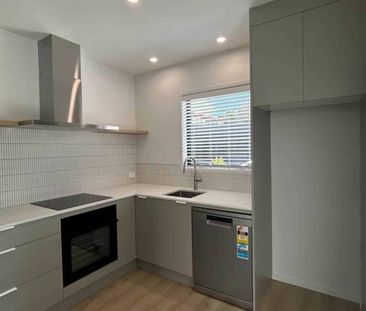 Brand new town house in the heart of Pukekohe - Photo 4