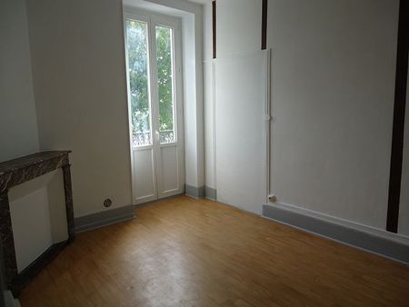 Location Appartement 2 pièces 46m² NEVERS 58000 - Photo 4