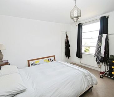 2 bedroom end of terrace house to rent - Photo 1