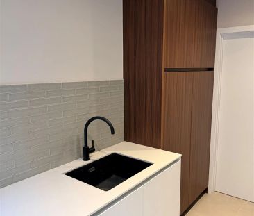 Woning in nieuwstaat, 3 slaapkamers, met tuin en garage - Photo 3
