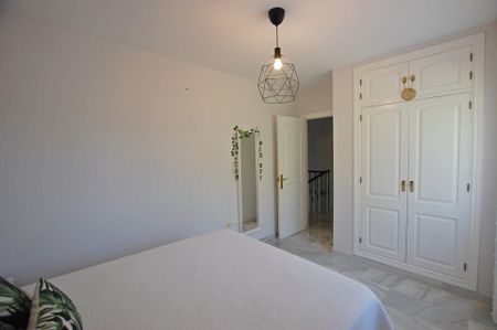Chalet individual en urbanización de Alhaurín de la Torre – alh27jv2 - Photo 3